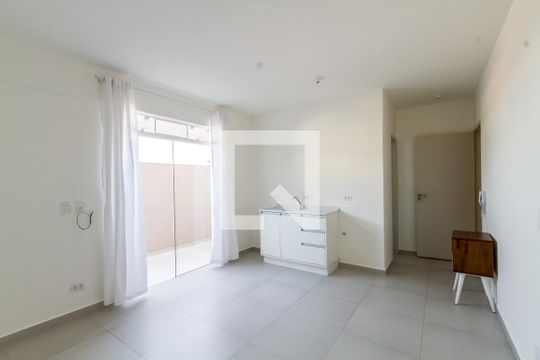 Kitnet/Studio para alugar com 1 quarto, 24m² em Tingui, Curitiba