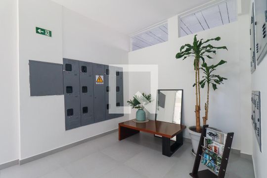 Hall de entrada de kitnet/studio para alugar com 1 quarto, 24m² em Tingui, Curitiba