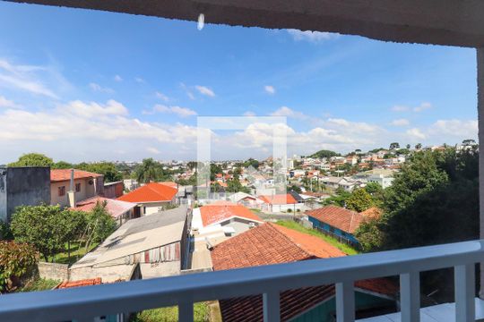 Vista de kitnet/studio para alugar com 1 quarto, 24m² em Tingui, Curitiba