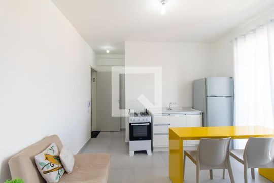 Studio de kitnet/studio para alugar com 1 quarto, 24m² em Tingui, Curitiba