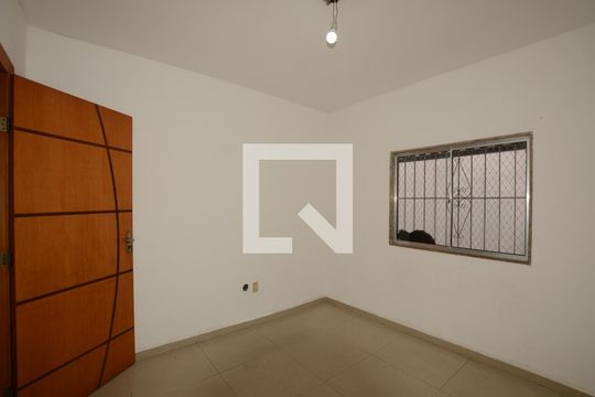 Quarto de casa para alugar com 1 quarto, 50m² em Madureira, Rio de Janeiro