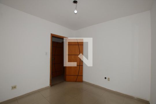 Quarto  de casa para alugar com 1 quarto, 50m² em Madureira, Rio de Janeiro
