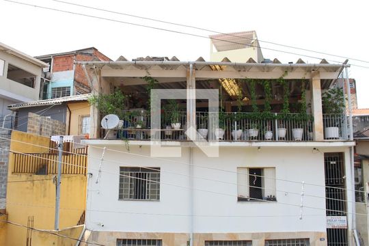 Vista Quarto 1 de casa à venda com 2 quartos, 185m² em Lauzane Paulista, São Paulo