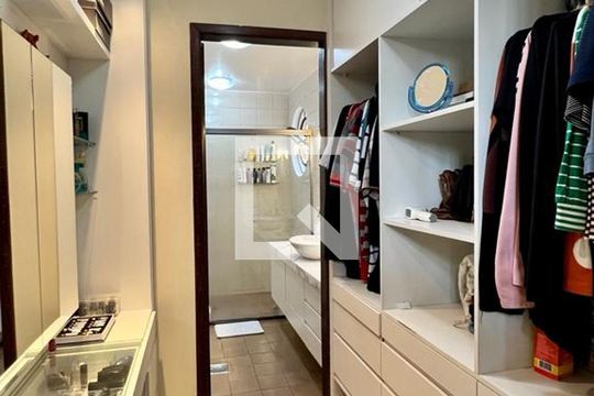 closet de casa à venda com 4 quartos, 258m² em Santa Ines, Belo Horizonte