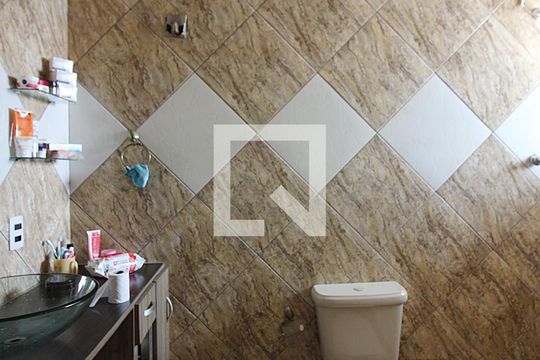 Quarto 1 - Suíte Banheiro de casa à venda com 3 quartos, 219m² em Jardim Via Anchieta, São Bernardo do Campo