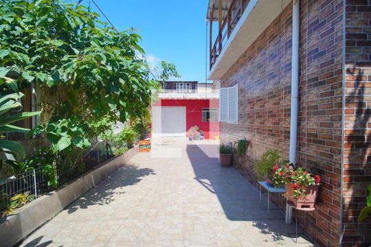 Garagem de casa à venda com 2 quartos, 180m² em Campina, São Leopoldo