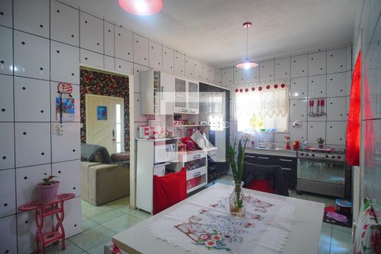 Cozinha de casa à venda com 2 quartos, 180m² em Campina, São Leopoldo