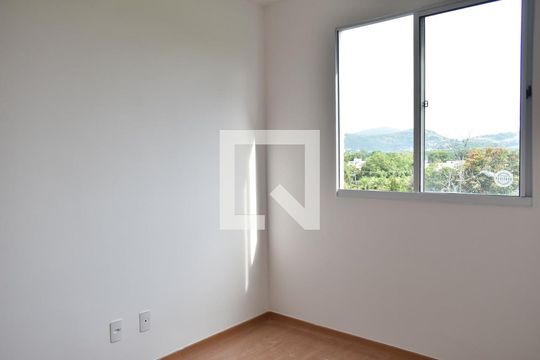 Quarto 2 de apartamento para alugar com 2 quartos, 45m² em Guaratiba, Rio de Janeiro