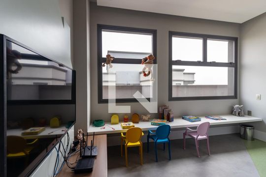 Área comum do prédio de apartamento para alugar com 2 quartos, 68m² em Indianópolis, São Paulo