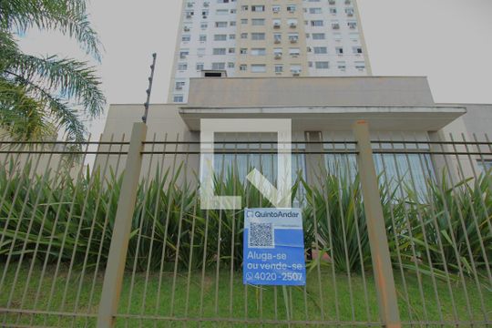 Fachada de apartamento para alugar com 2 quartos, 66m² em Humaitá, Porto Alegre