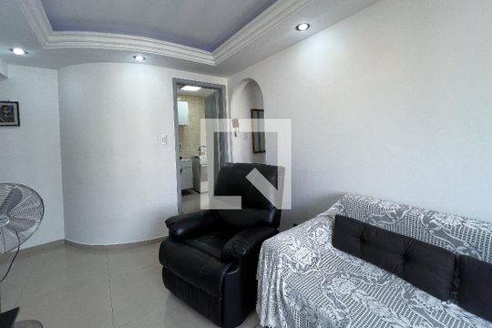Sala de apartamento para alugar com 1 quarto, 42m² em Moema, São Paulo