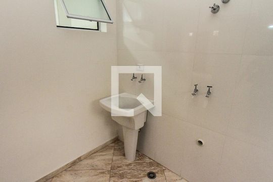 Área de Serviço de apartamento para alugar com 2 quartos, 38m² em Vila Alpina, São Paulo