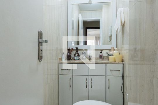 Lavabo de apartamento à venda com 3 quartos, 118m² em Tijuca, Rio de Janeiro