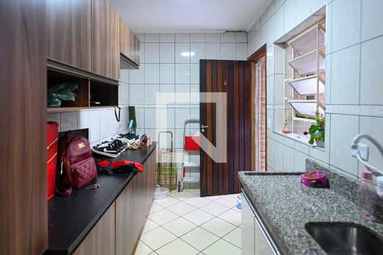 Cozinha Fundos de casa à venda com 3 quartos, 210m² em Sacomã, São Paulo