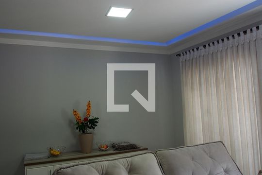 Sala de casa à venda com 3 quartos, 230m² em Horto Florestal, Jundiaí