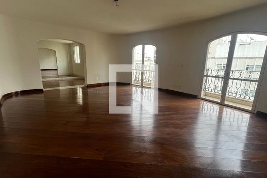 Apartamento à venda com 3 quartos, 218m² em Jardim Paulista, São Paulo