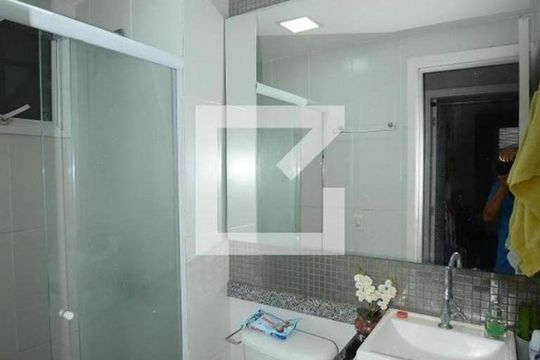 Banheiro Social de apartamento à venda com 2 quartos, 50m² em Madureira, Rio de Janeiro