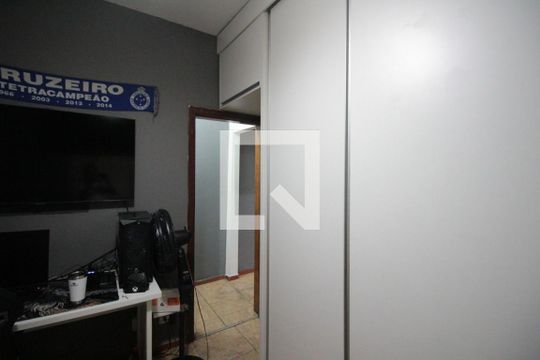 Quarto de casa para alugar com 2 quartos, 90m² em Jardim Leblon, Belo Horizonte