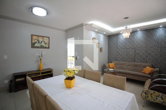 Sala de Estar e Copa de casa à venda com 4 quartos, 220m² em Canaã, Belo Horizonte