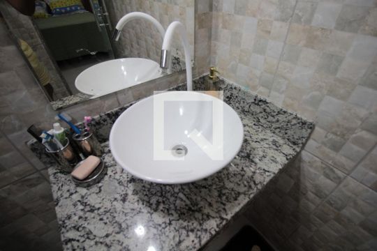 Banehrio da Suite 1 de casa à venda com 4 quartos, 220m² em Canaã, Belo Horizonte