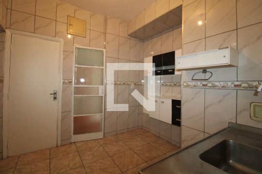 Cozinha de apartamento à venda com 3 quartos, 87m² em Centro, Campinas