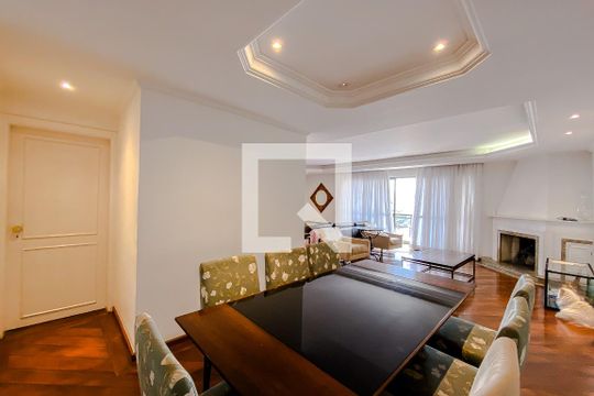 Sala de apartamento à venda com 3 quartos, 200m² em Mooca, São Paulo