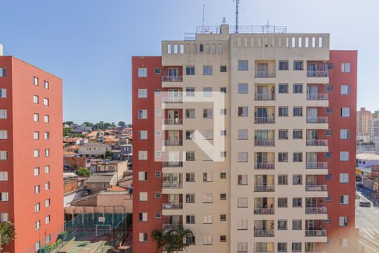 Vista da sala de apartamento para alugar com 2 quartos, 60m² em Bussocaba, Osasco