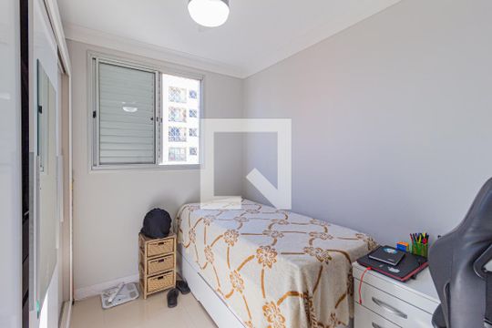 Quarto 1 de apartamento para alugar com 2 quartos, 60m² em Bussocaba, Osasco
