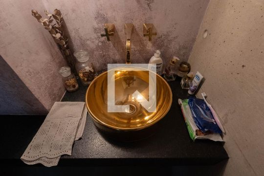 Lavabo de kitnet/studio para alugar com 1 quarto, 74m² em Bela Vista, São Paulo