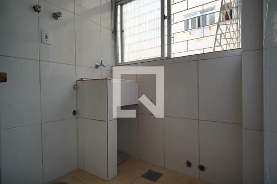 Cozinha e Área de Serviço de apartamento à venda com 1 quarto, 31m² em Vila Ipiranga, Porto Alegre