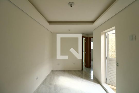 Sala de apartamento à venda com 2 quartos, 45m² em Jardim Progresso, Santo André
