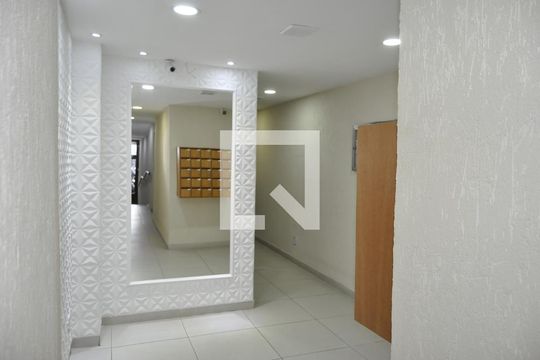 Entrada de apartamento à venda com 2 quartos, 55m² em Engenho Novo, Rio de Janeiro