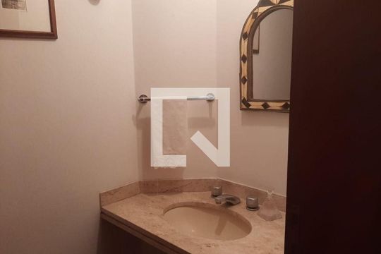 Apartamento à venda com 4 quartos, 181m² em Itaim Bibi, São Paulo