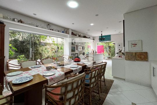 Cozinha de casa à venda com 4 quartos, 480m² em Jardim Luzitania, São Paulo