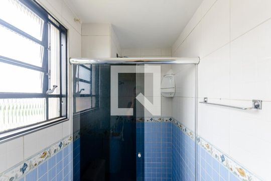 Banheiro de apartamento à venda com 2 quartos, 48m² em Jardim Peri, São Paulo