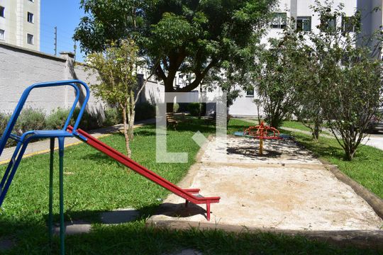 Área comum - Playground de apartamento para alugar com 2 quartos, 50m² em Xaxim, Curitiba