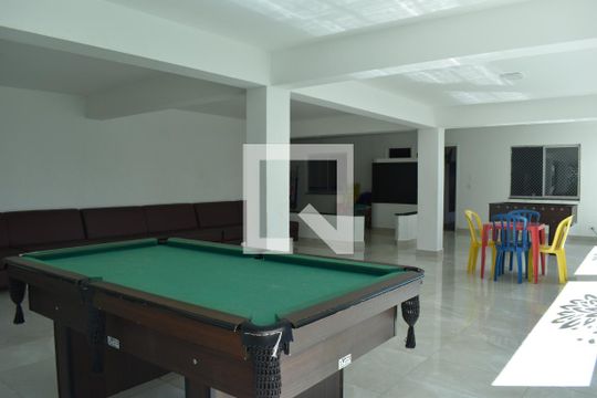 Sala de jogos de apartamento para alugar com 2 quartos, 50m² em Xaxim, Curitiba