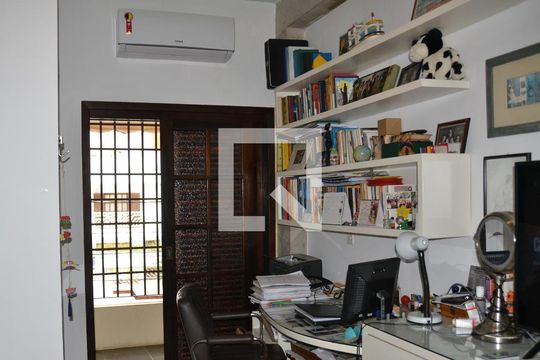 Suite 2 de casa à venda com 4 quartos, 235m² em Rudge Ramos, São Bernardo do Campo