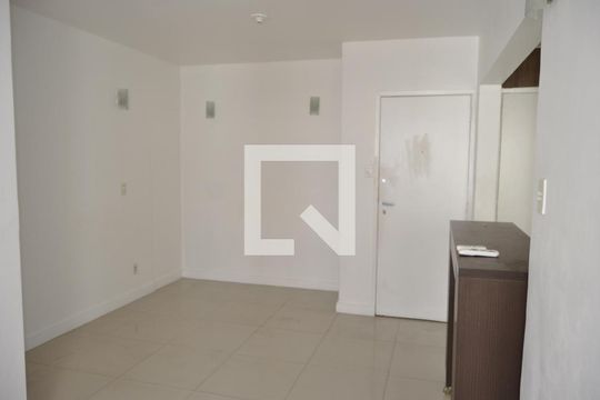 Sala de apartamento para alugar com 3 quartos, 60m² em Engenho Novo, Rio de Janeiro