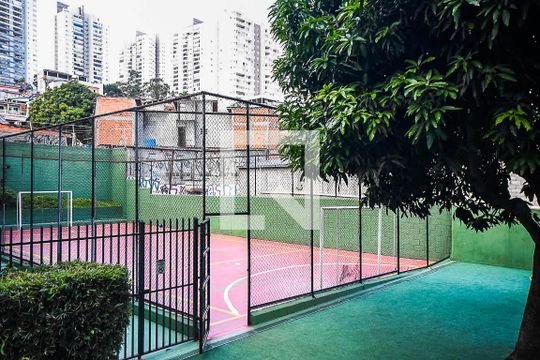 Quadra de apartamento à venda com 2 quartos, 52m² em Jardim das Palmas, São Paulo