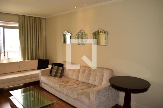 Sala de apartamento à venda com 2 quartos, 90m² em Jardins, São Paulo