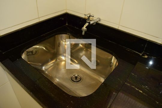 Área de Serviço de apartamento à venda com 2 quartos, 90m² em Jardins, São Paulo