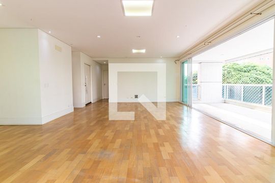 Sala de apartamento para alugar com 4 quartos, 246m² em Jardim Analia Franco, São Paulo