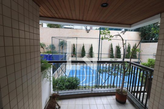 Sacada de apartamento à venda com 3 quartos, 88m² em Tatuapé, São Paulo