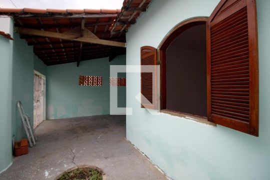 Garagem de casa para alugar com 2 quartos, 104m² em Conjunto Habitacional Júlio de Mesquita Filho, Sorocaba