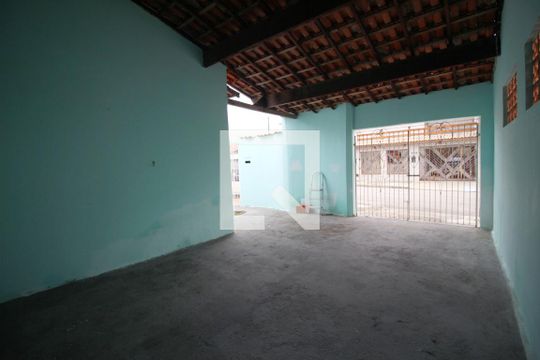 Garagem de casa para alugar com 2 quartos, 104m² em Conjunto Habitacional Júlio de Mesquita Filho, Sorocaba