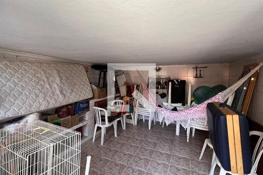 Porão - depósito de casa à venda com 5 quartos, 650m² em Sumaré, São Paulo