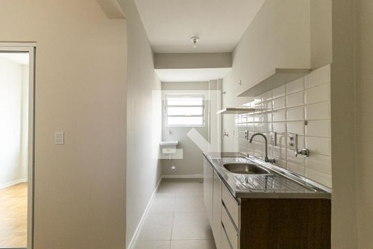 Cozinha de kitnet/studio à venda com 1 quarto, 32m² em Vila Buarque, São Paulo