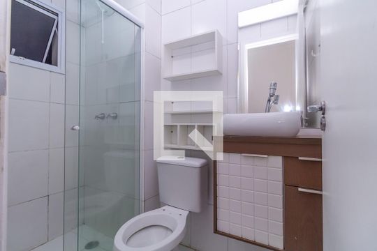 Banheiro de apartamento à venda com 2 quartos, 55m² em Vila Bela, São Paulo
