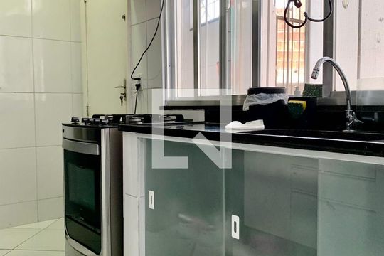 Cozinha de apartamento à venda com 2 quartos, 60m² em Maria da Graça, Rio de Janeiro